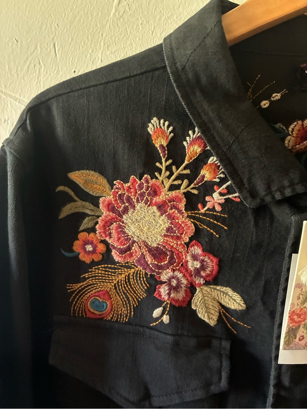 NWT JOHNNY WAS Black Denim Jacket Embroidered Floral Peacock XL - Picture 3 of 7